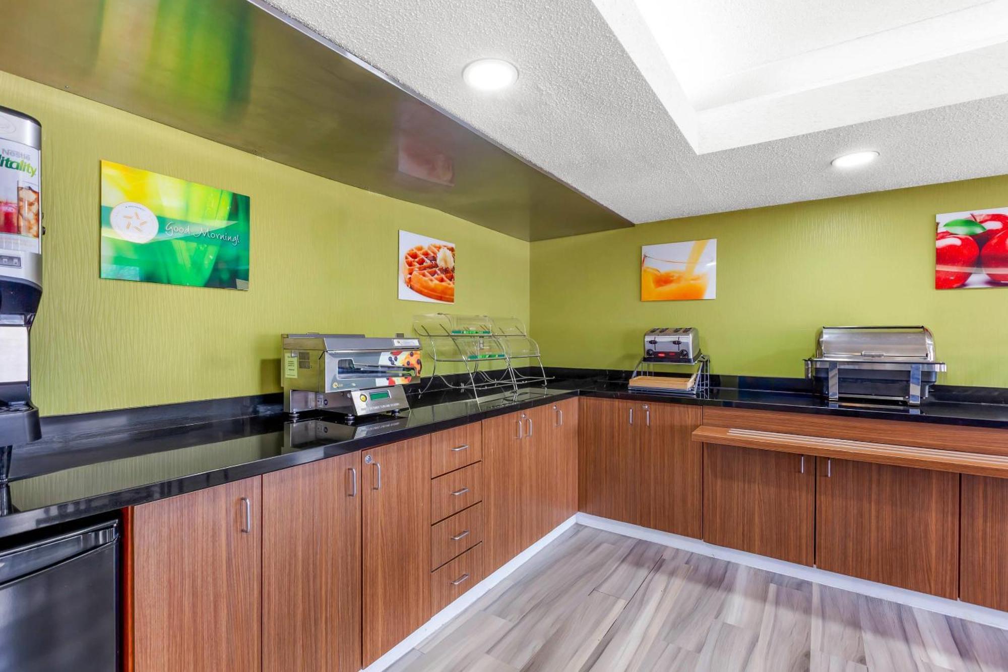 וויטבי Quality Suites מראה חיצוני תמונה