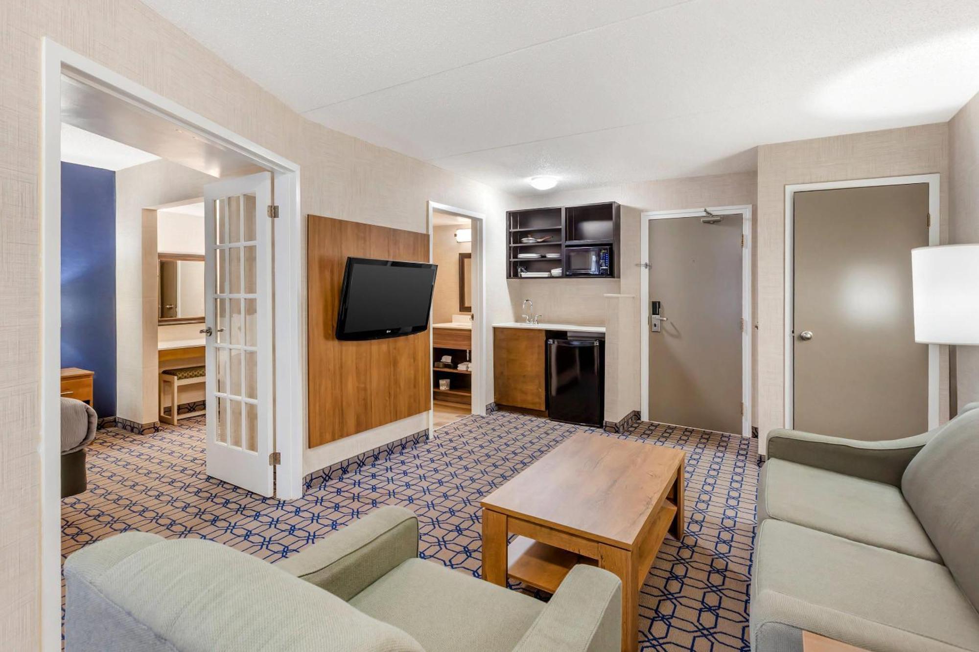 וויטבי Quality Suites מראה חיצוני תמונה